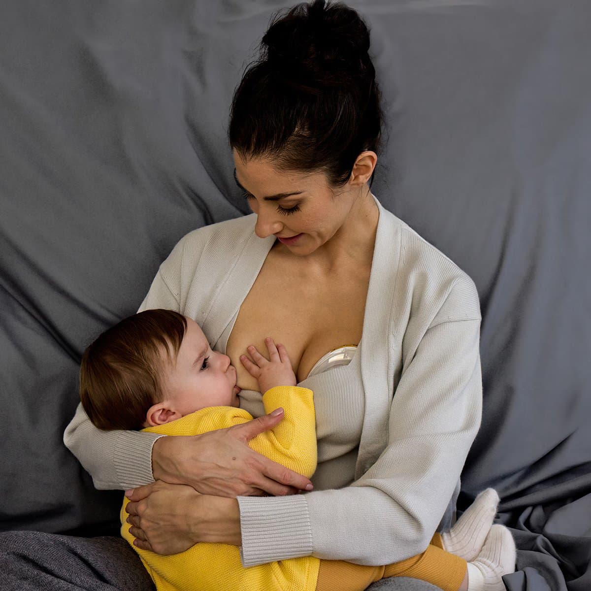 Sacaleches Medela Magic InBra™ — Extracción Manos Libres - miniatura 5