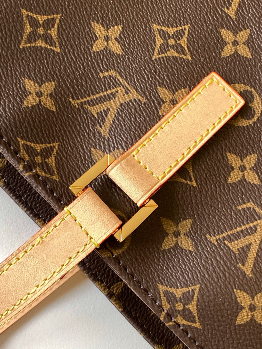 Bolsa Louis Vuitton